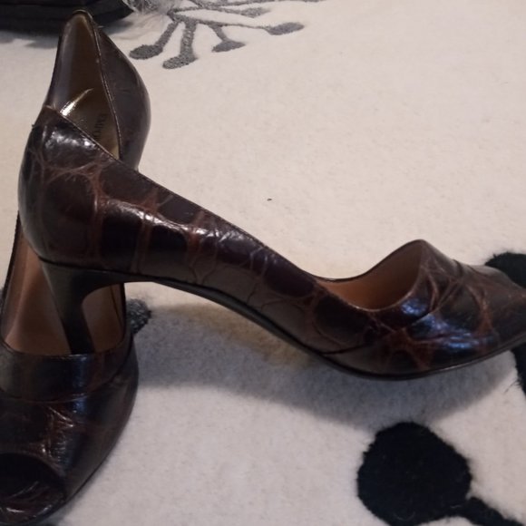 Brand new Emporio Armani heels with animal print detail - Picture 9 of 12